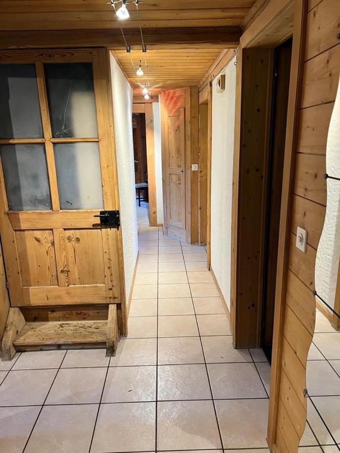 Edelweiss 4 Zi Ferienwohnung In Landhaus Frutigen Esterno foto